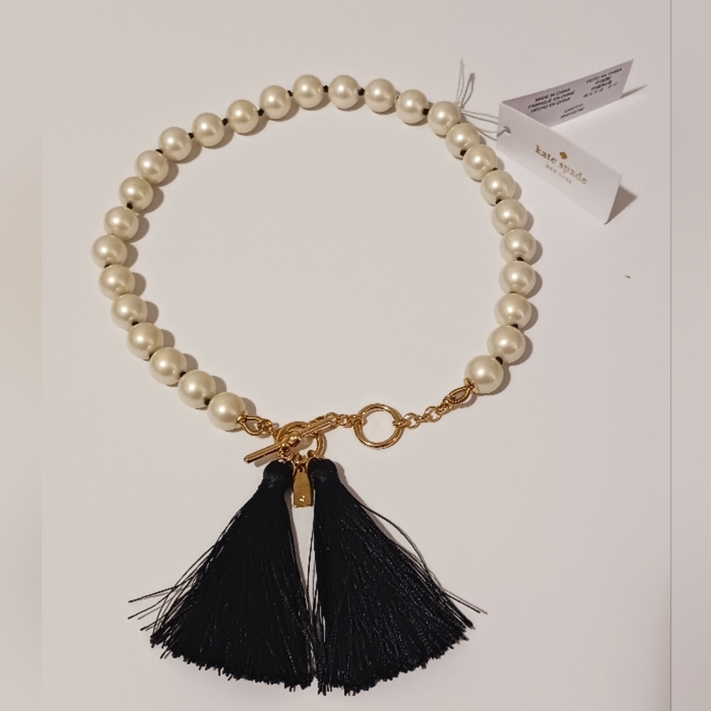 NWT Kate Spade Knotted Simulated Ivory Pearl Black Tassel Gold Toggle Necklace